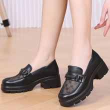 ������ɴ͸����ЬŮ�ļ���Ƥ�ָ����һ�ŵ�ƤЬ�ָ�ŮЬ621053