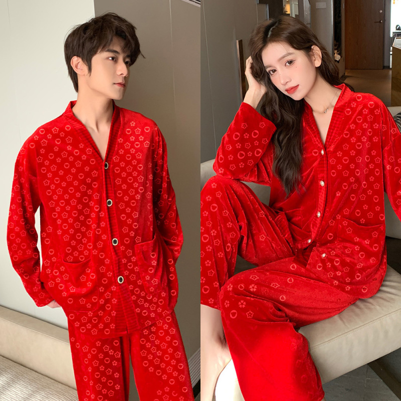 Price-Controlled 99 Autumn and Winter Velvet Pajamas for Women, Dark Green Korean Velvet, Live Broadcast, Solid Color V-Neck Edge Loungewear for Couples