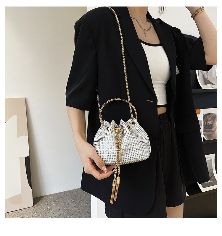 Women's Small Pu Leather Fashion Bucket Bag display picture 7