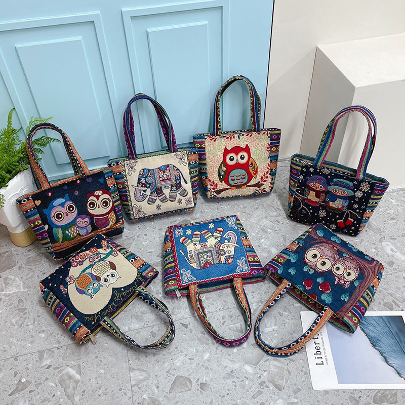 Mujeres Pequeña Lienzo Animal Estilo Vintage Estilo Étnico Cuadrado Cremallera Bolsas De Hombro Bolso display picture 2