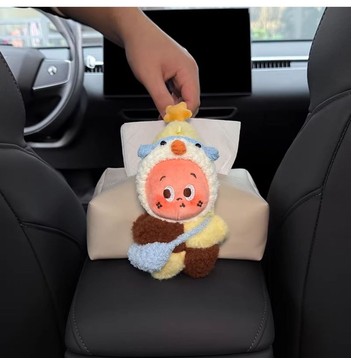 2026 New Model Car Armrest Box Tissue Holder, In-car Tissue Box, Seat-mounted Tissue Bag, Decorative Star Pattern for Women