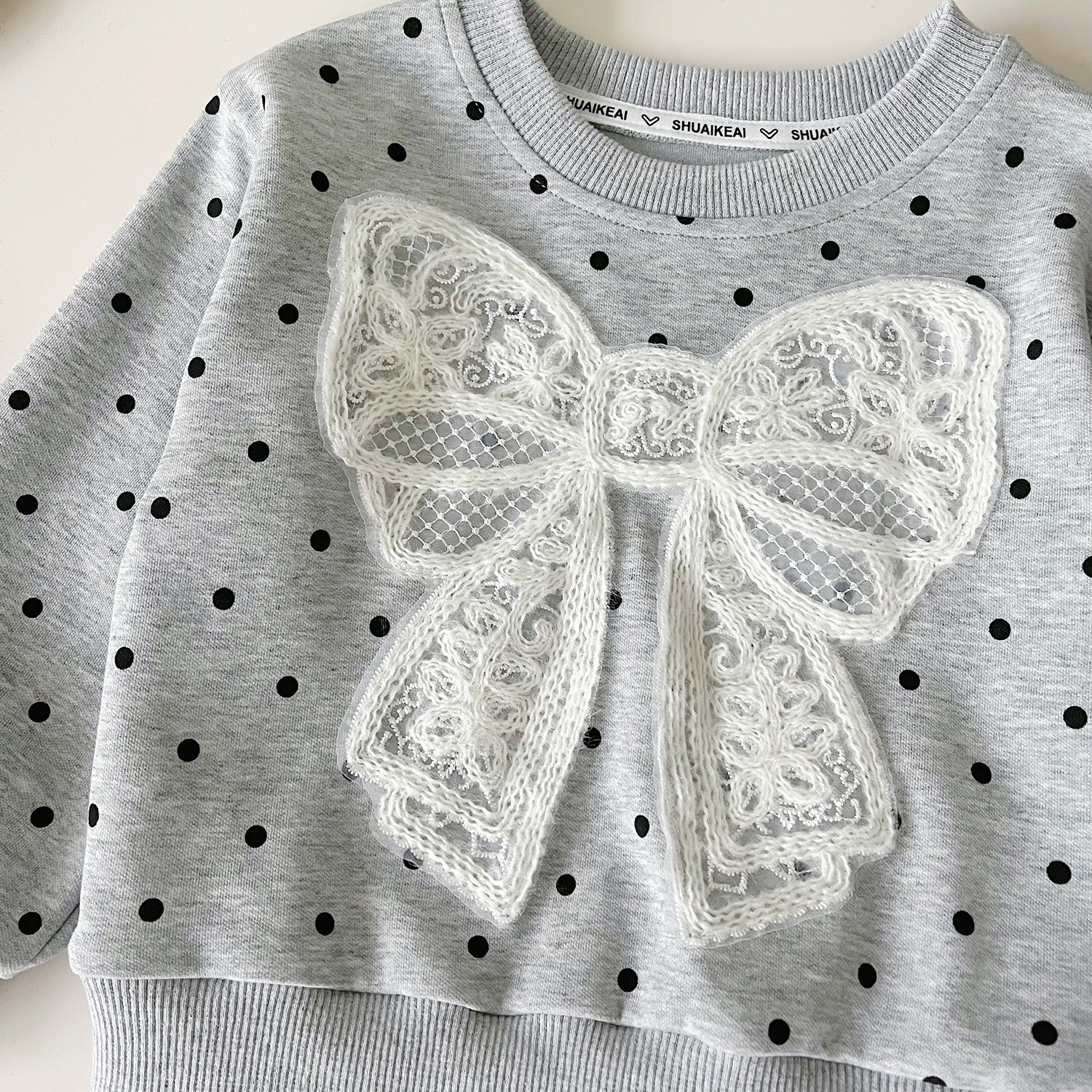 2024 Herbst Neue Koreanische Ausgabe Mädchen Bogen Hoodie Langarm Süße Baby Nette Kuchen Rock Set 67372_voghion.com