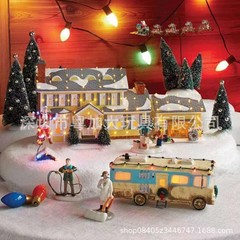 国境を越えた樹脂クリスマスの小さな家の別荘の家のクリスマスツリーのクリスマスツリーの樹脂のデスクトップの置物