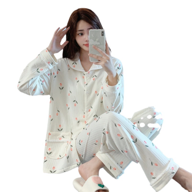 Simple de alta calidad pijamas de otoño e invierno de manga larga pijamas sándwich de aire de las mujeres chica de dibujos animados lindo impreso ropa para el hogar