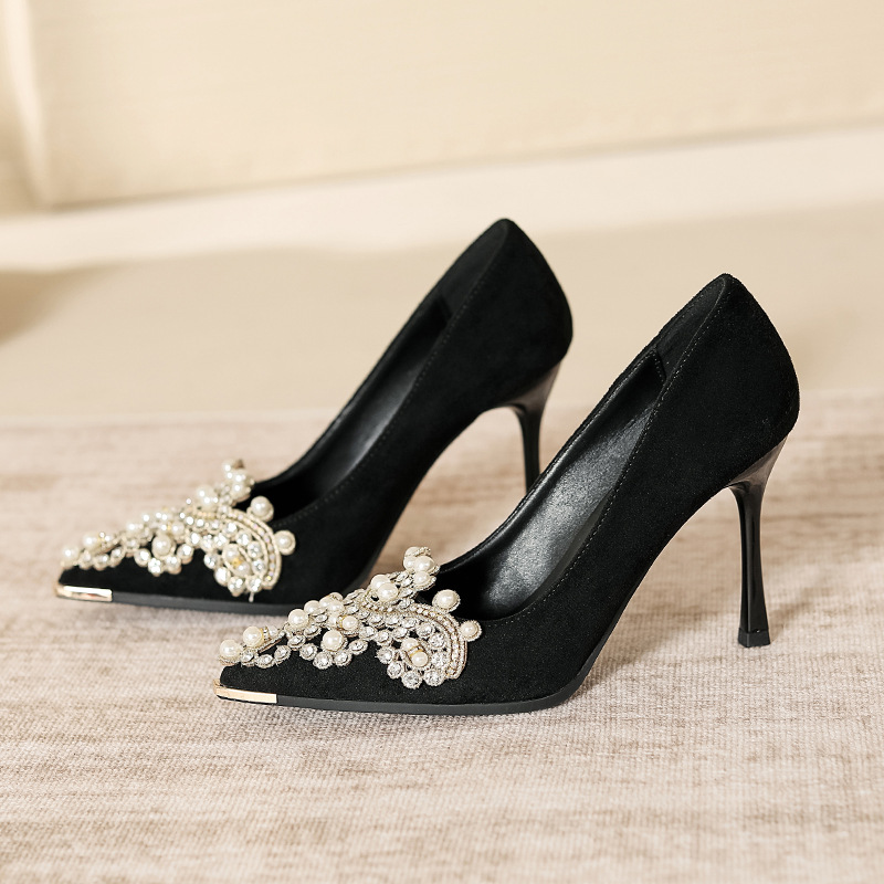 婚鞋结婚新娘伴娘包头纯色细跟绒面高跟鞋尖头旗袍古风复古搭跟鞋