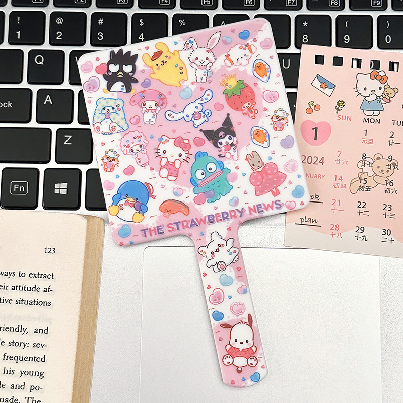 023-산리오-화이트