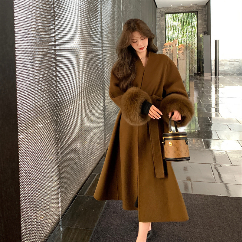Maillard Brown Fox Fur Cuffs Long V Neck Lace-Up Loose Sheep Wool Outwear Autumn and Winter Double-Sided Woolen Outwear Maillard Brown Fox Fur Cuffs Long V Neck Lace-Up Loose Sheep Wool Outwear Autumn and Winter Double-Sided Woolen Outwear