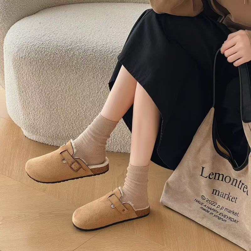 2025 nuevo tipo de vestir con una sola gruesa Bocken de otoño y invierno más algodón de peluche Bocken zapatos de cabeza de bolso de mujer con una sola suave image 5