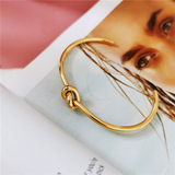 Модный ретро золотой браслет из нержавеющей стали, европейский стиль, золото 18 карат, простой и элегантный дизайн