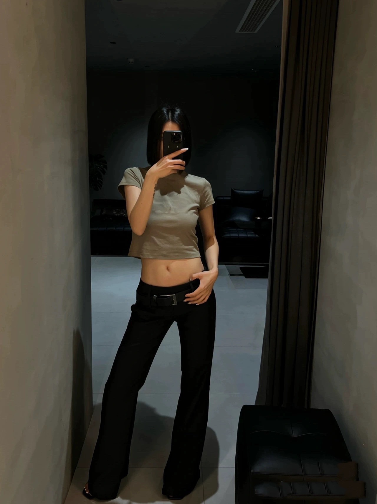 YIMENG 2024 Xiangxiu el mismo estilo en forma de V hippie cuerno de cintura baja temperamento pantalones delgados hombres y mujeres el mismo estilo
