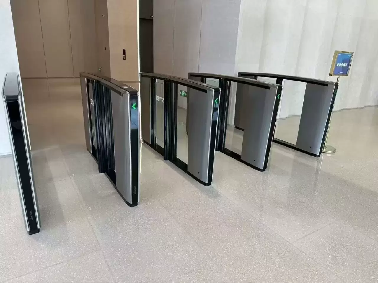 高端速通门  大厦速通门门禁 挡闸门机 人脸机闸机