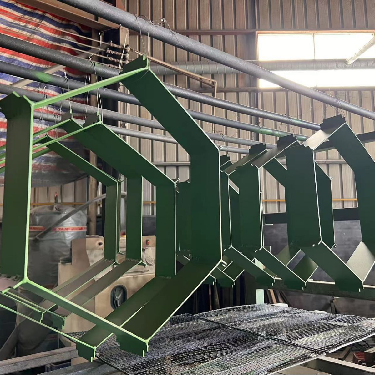 跨境直供批发各类机械设备配件特氟龙铁氟龙防粘耐高低温喷涂加工