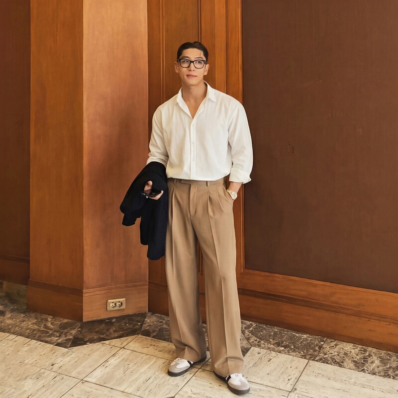 Old Money Style Double-Pleated Wide-Leg Casual Pants for Men, High-Waisted Loose Straight-Leg Trousers, Husband-Like Look, Drapey Suit Pants Old Money Style Double-Pleated Wide-Leg Casual Pants for Men, High-Waisted Loose Straight-Leg Trousers, Husband-Like Look, Drapey Suit Pants