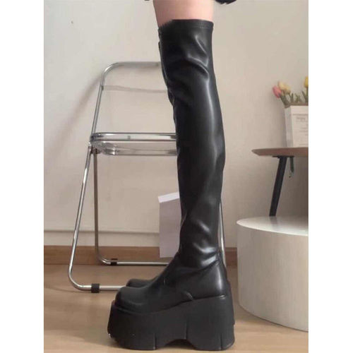 Thick-soled knee-high ultra-high wedge elastic boots for short women, with a platform sole, rounded toe, side zipper, and patent leather long boots.