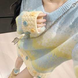 甜美圆领多巴胺渐变拼色毛衣女秋冬设计感宽松慵懒风小个子针织衫