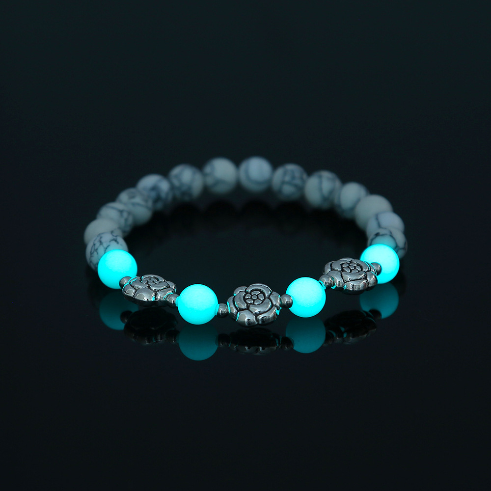 Bracelet de perles lotus phosphorescent brillant dans le noir_voghion.com