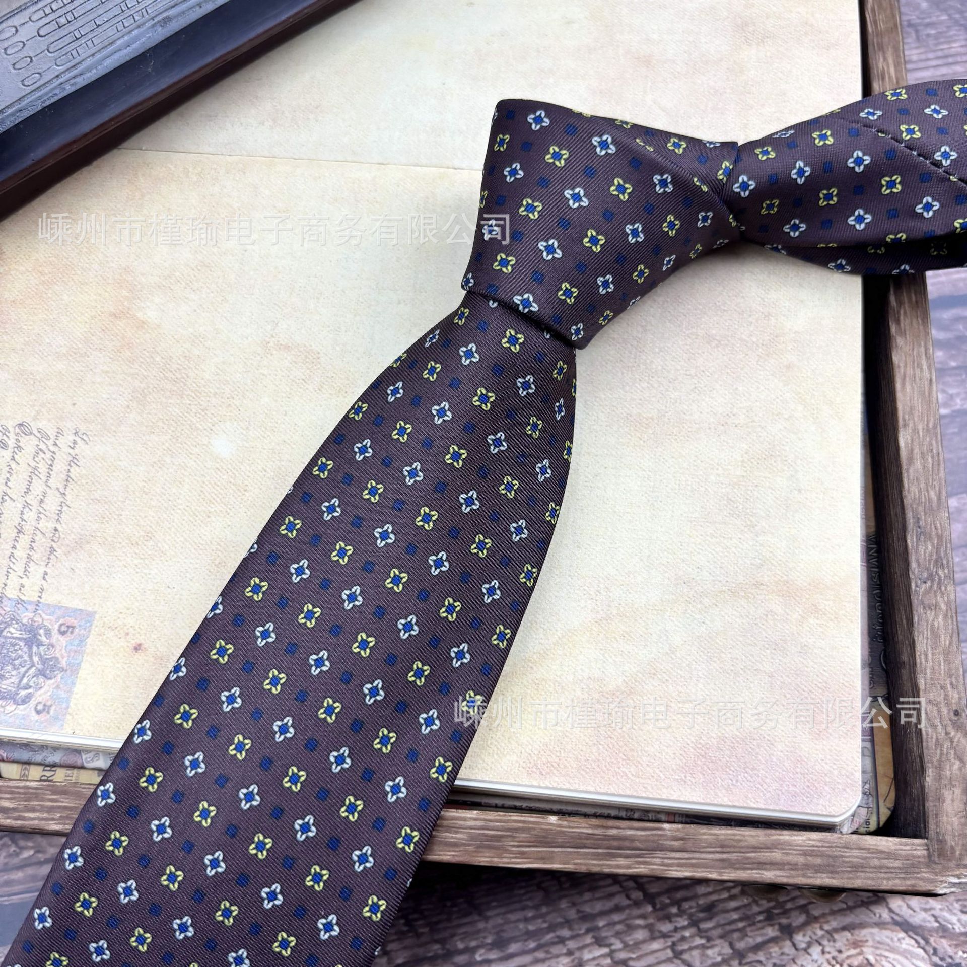 30 브라운 플라워 프린트 핸드메이드