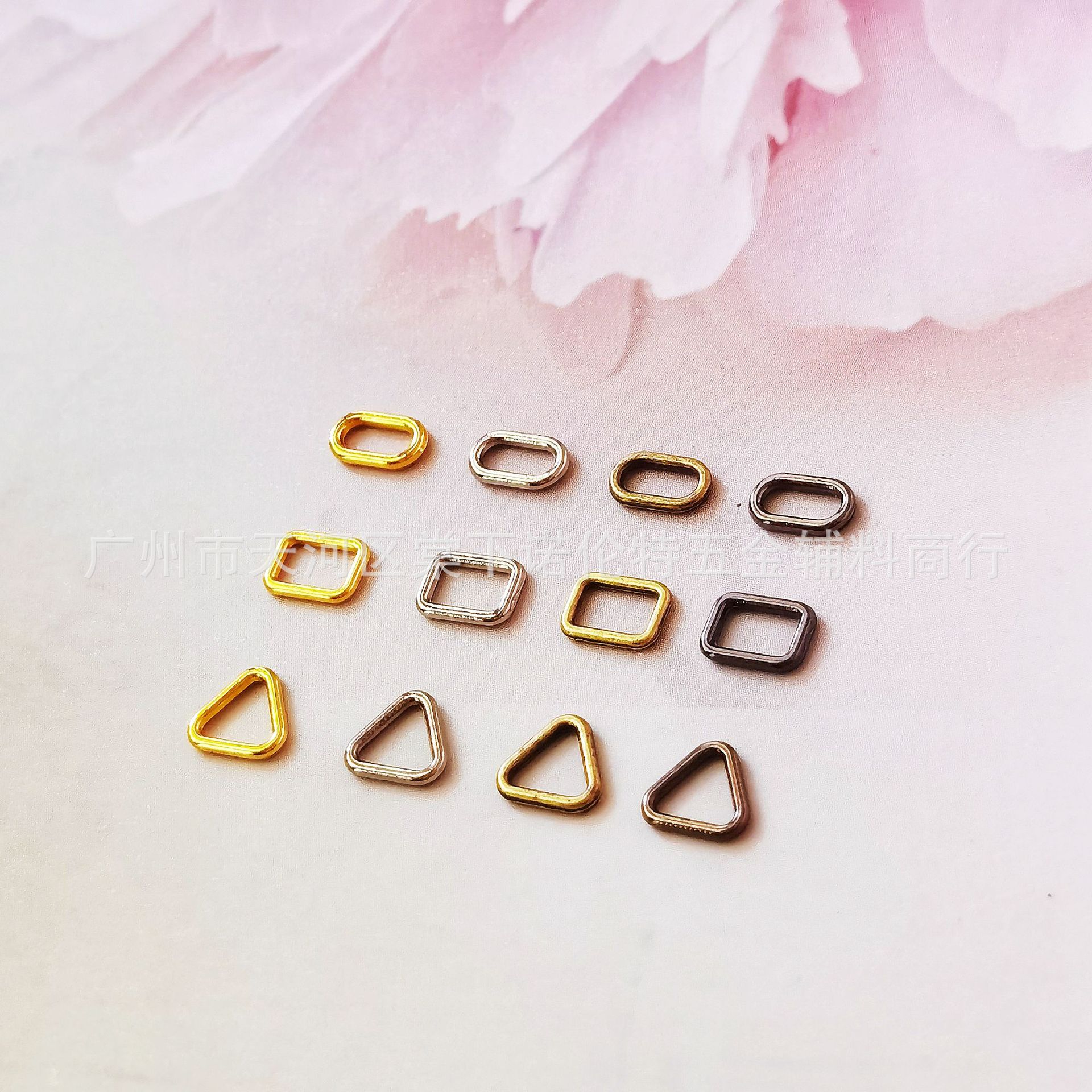 4mm mini bolso de la muñeca accesorios pequeños huevo hebilla cuadrada triángulo hebilla muñeca Ropa Accesorios hebilla bjd equipaje hardware