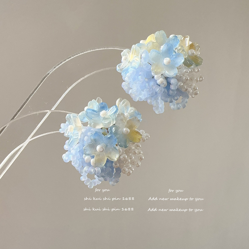Cream Color Oil Painting Feeling Beaded Hydrangea Earrings Niche Holiday Comfortable Wind Colorful All-match Sweet Ear Accessories