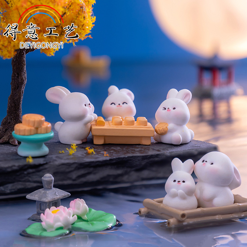 微景观卡通可爱中秋小兔子公仔手办中秋月饼桌面萌兔树脂摆件礼物