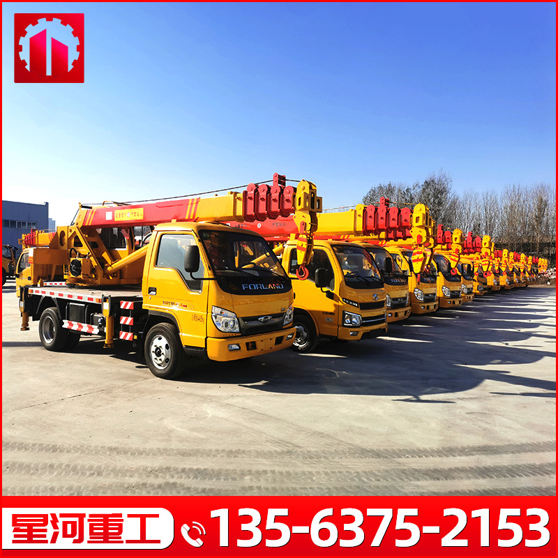 蓝牌5吨汽车吊国六C1驾照高空作业广告安装吊车5吨蓝牌吊车厂家