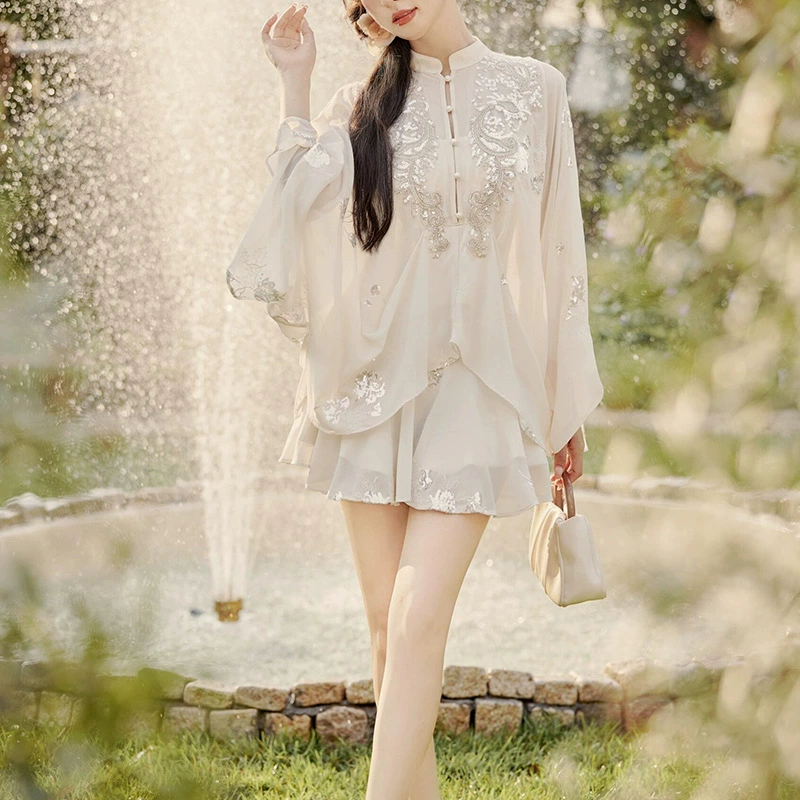 Новый китайский стиль в моде на лето 2025 года