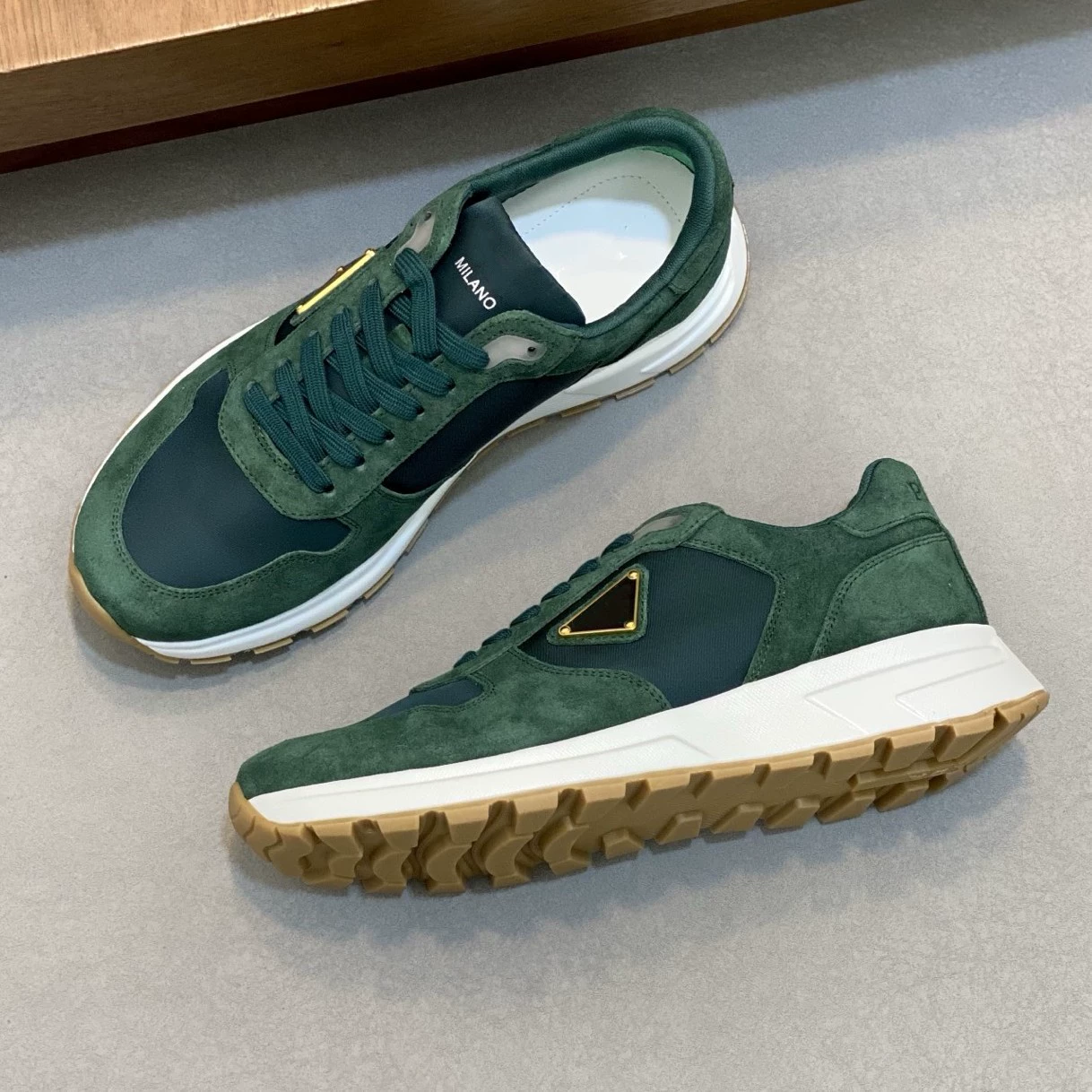 Дышащая повседневная спортивная обувь из воловьей кожи для мужчин, кроссовки из натуральной кожи для мужчин, дорожная обувь для вождения на шнуровке для мужчин