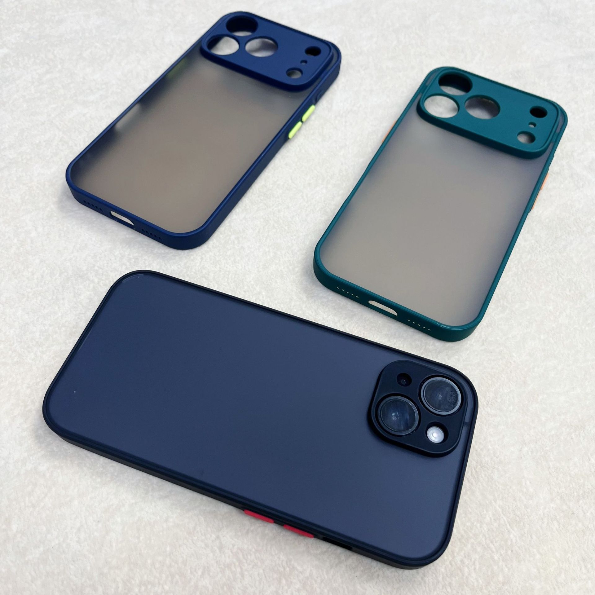 适用苹果18手机壳16魅影15磨砂14高颜值13新款iPhone17保护套批发