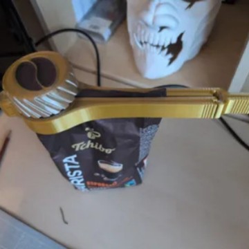 골드 + 블랙 커피백