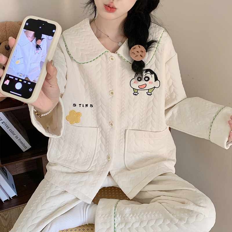 かわいいクレヨンしんちゃん空気綿のパジャマ