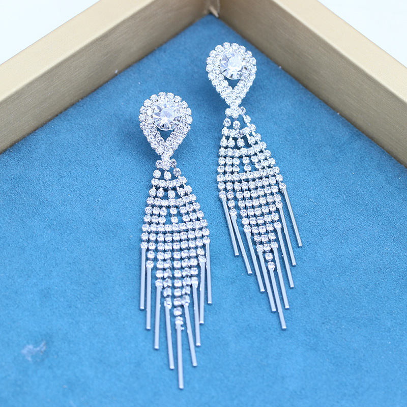 1 Pair Sweet Geometric Tassel Inlay Copper Zircon Drop Earrings display picture 3