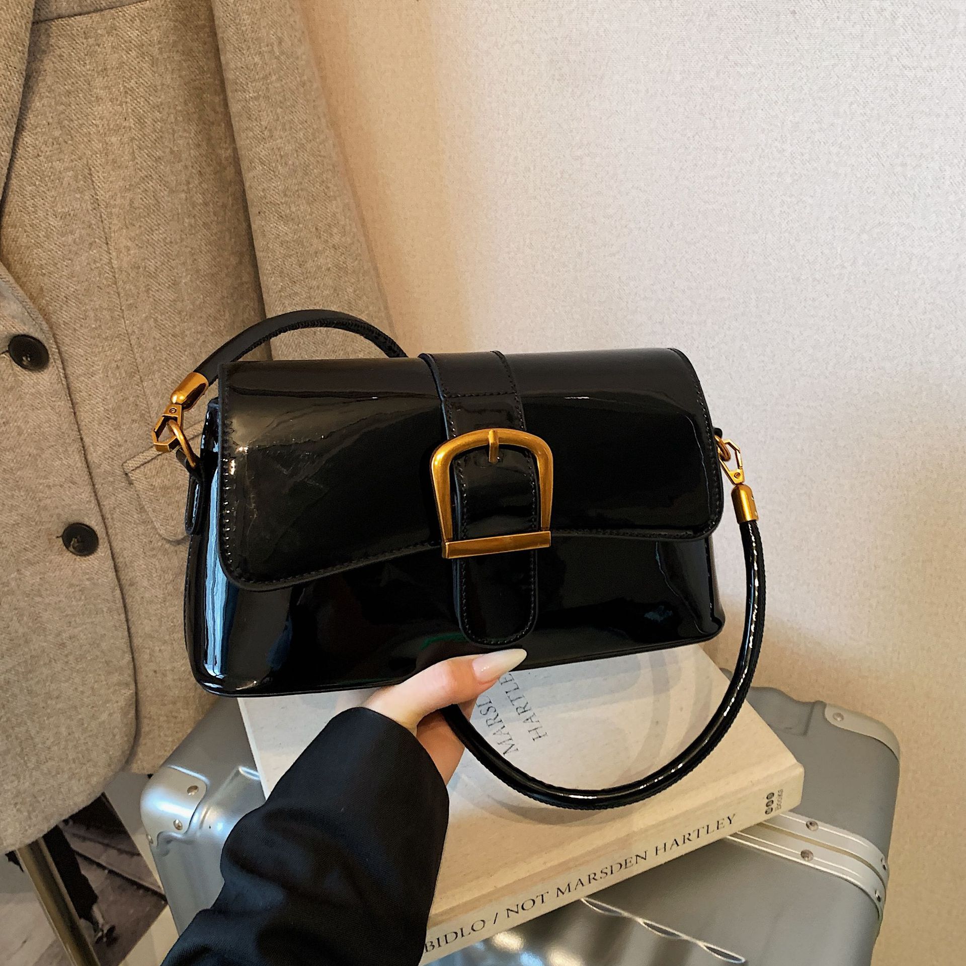 Cross-border 2026 nuevo estilo simple sensación cotidiana retro bolso de brazo ligero lujoso de moda versátil bolso de hombro image 1