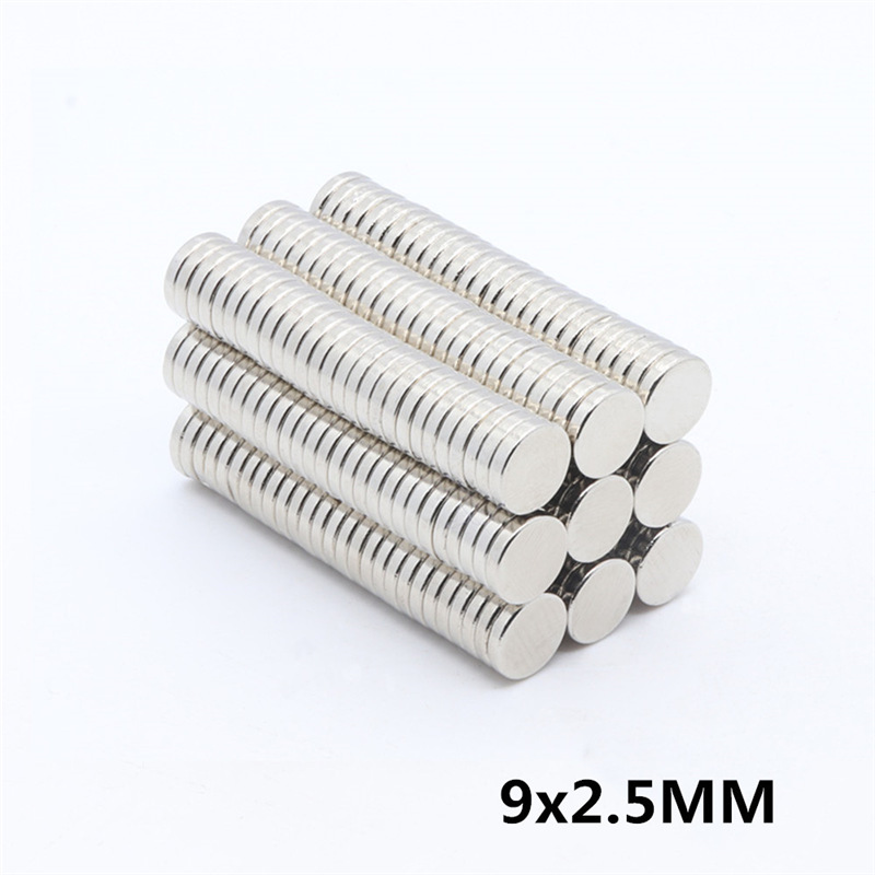 D9×2.5厂家直销圆形钕铁硼强力吸铁石磁铁片冰箱贴稀土磁铁