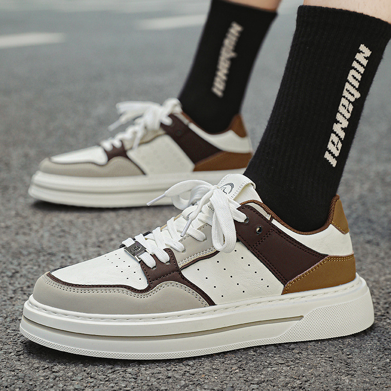 2024 nueva luz de los zapatos de los hombres de lujo casual todos los zapatos de tablero de la estación europea todos los zapatos de moda de los hombres vivos populares pequeños zapatos blancos