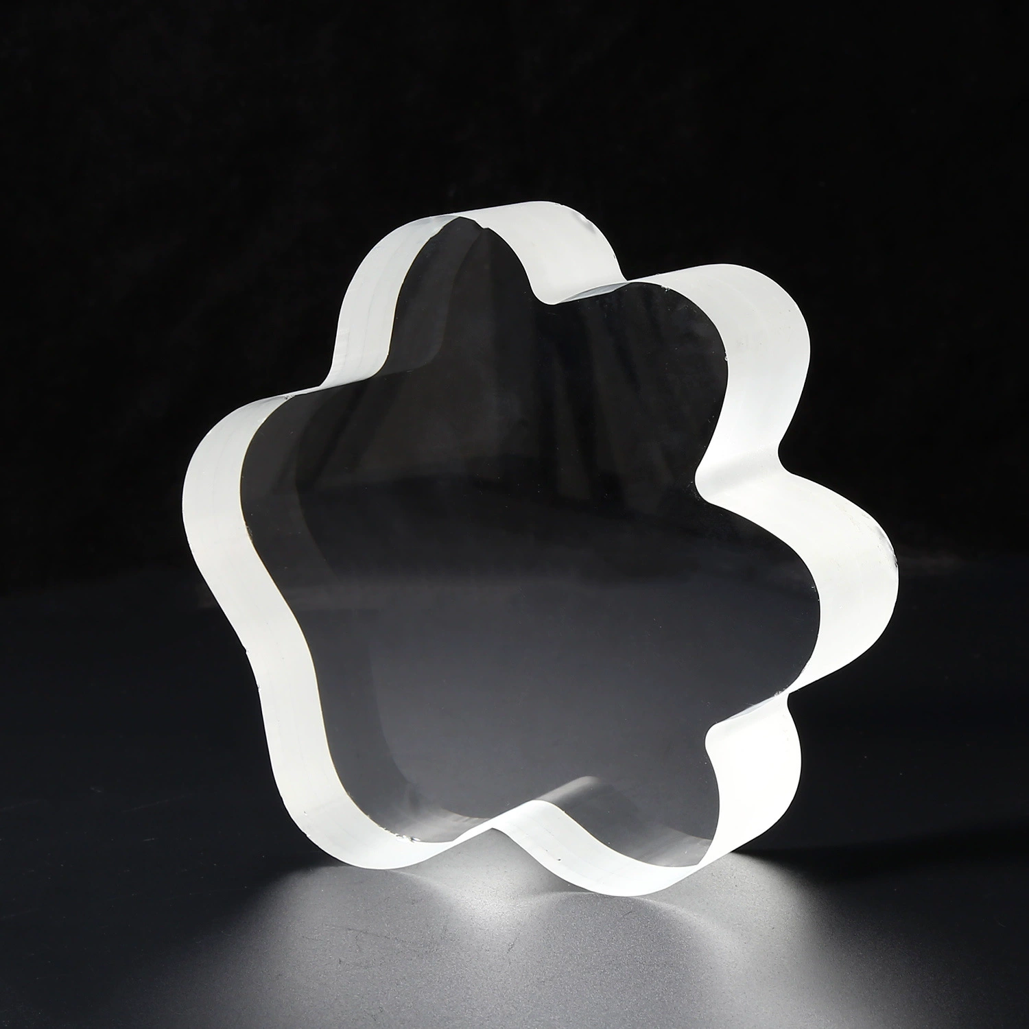 Производитель diy прозрачный кристалл настольный стол настраиваемый лазерная резка и бросание белых эмбрионов подарочные украшения оптом