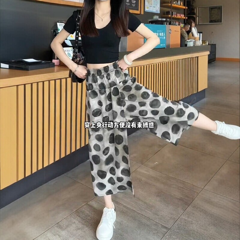 Plus-Size Chiffon Cropped Skirt Pants for Women, 2026 Summer New Style, High-Waisted, Slimming, Loose, Thin, Casual Wide-Leg Pants Plus-Size Chiffon Cropped Skirt Pants for Women, 2026 Summer New Style, High-Waisted, Slimming, Loose, Thin, Casual Wide-Leg Pants