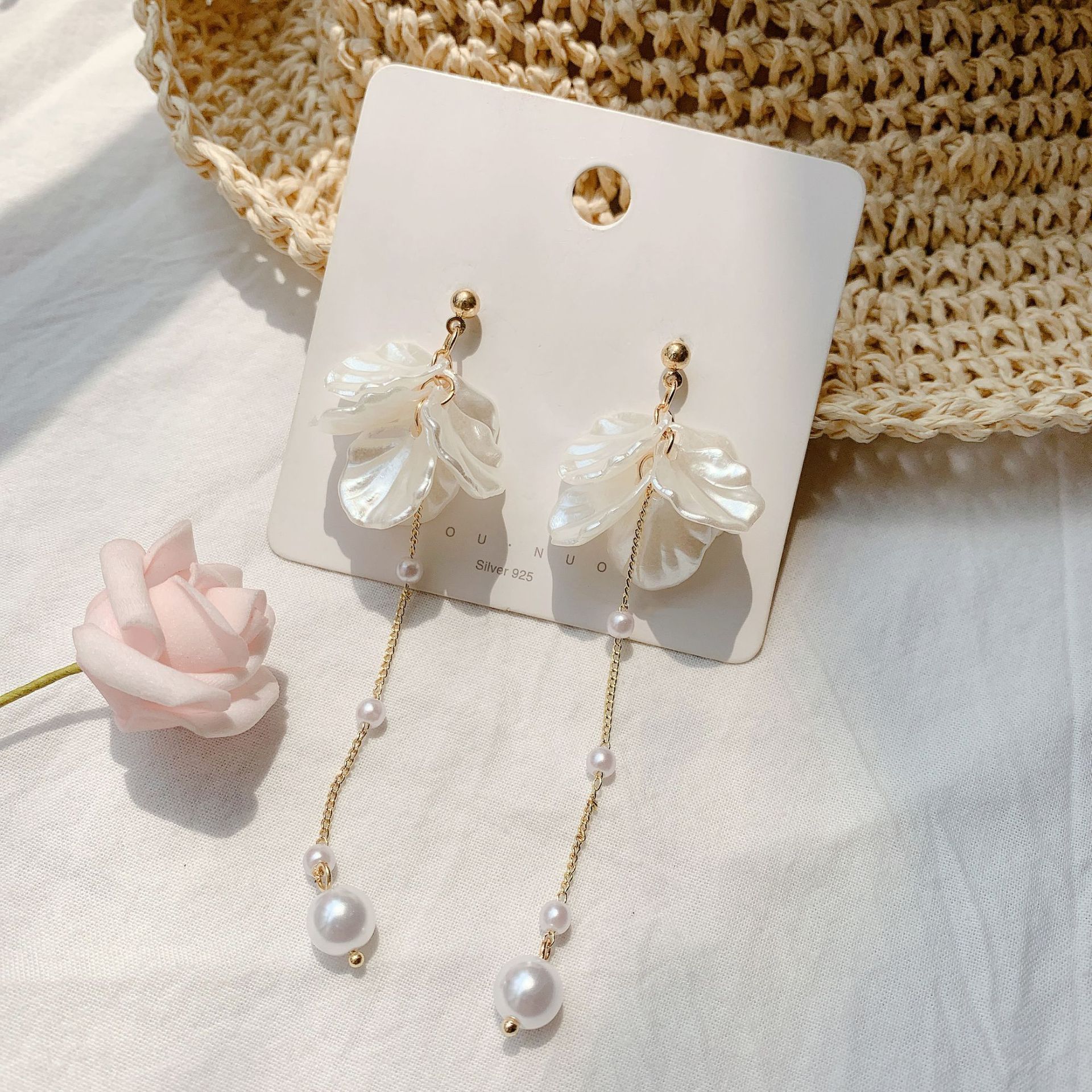 1 Pair Ig Style Sweet Flower Tassel Pearl Plating Shell Drop Earrings display picture 4