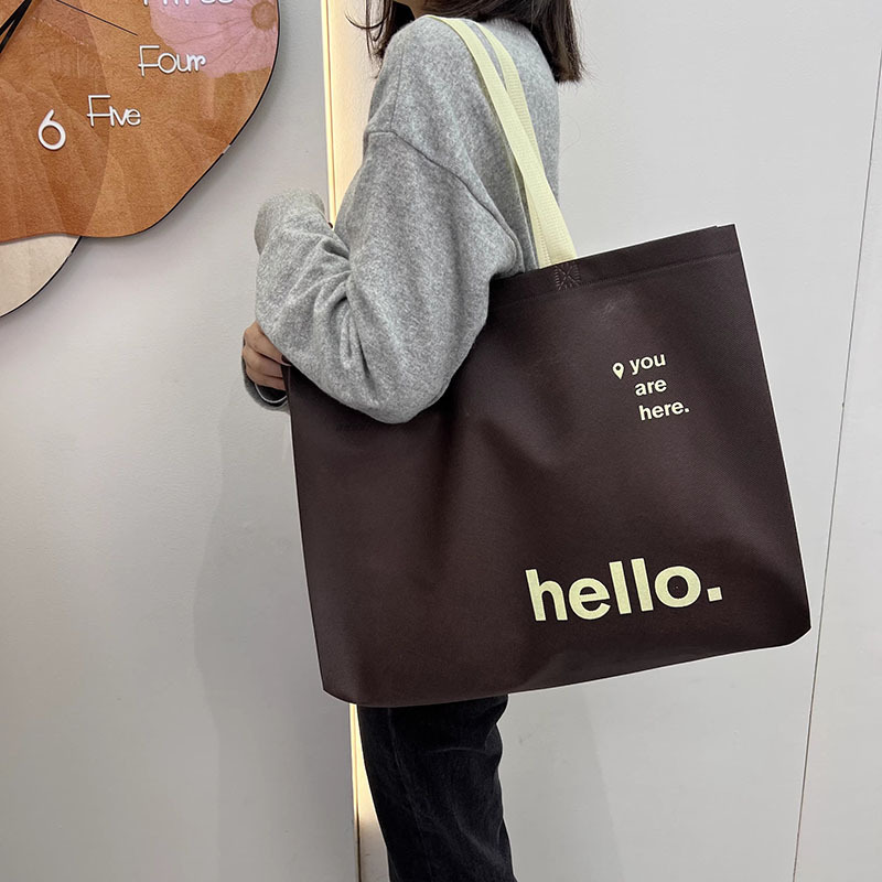 Celebridad en línea bolsa no tejida para niños ropa de mujer personalizada institución de capacitación de publicidad bolsa tridimensional portátil logotipo personalizado