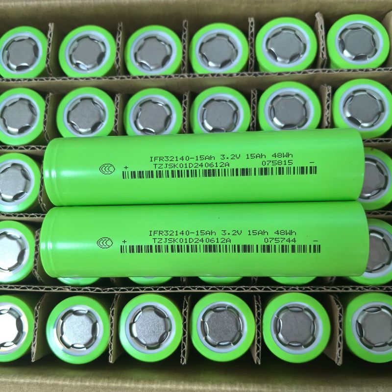 32140 リチウムリン酸鉄 15Ah 5C 電源バッテリー 3.2V 太陽エネルギー貯蔵電源バッテリー 33140|undefined