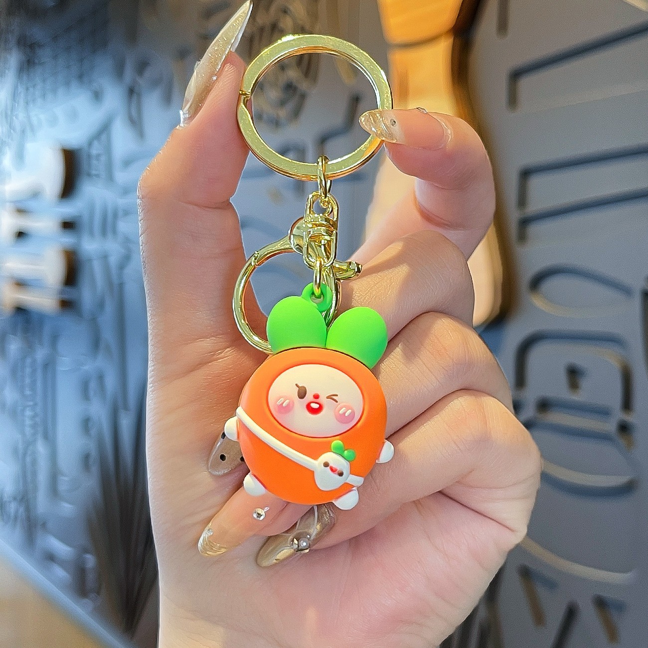 Cute llavero de dibujos animados verduras rábano conejo llavero de automóviles colgantes bolsas colgantes joyas pequeños regalos al por mayor
