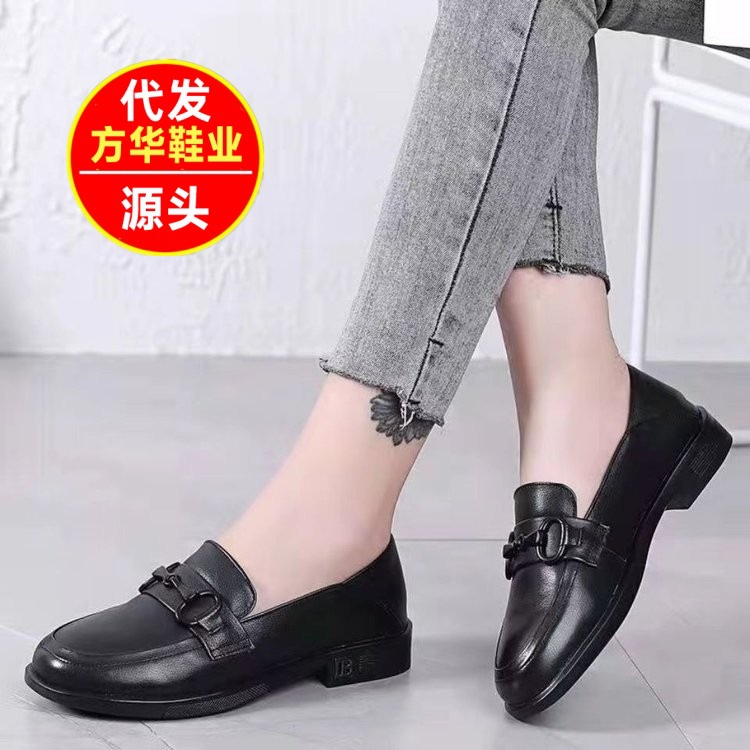 Estilo universitario zapatos Lefu de cuero realmente suave para mujer 2025 primavera nuevos zapatos individuales zapatos de trabajo zapatos de cuero de suela suave cómodos de tacón bajo