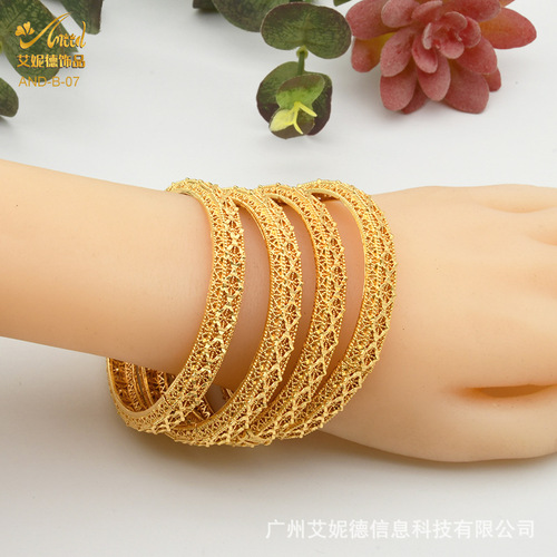 Cross-border delivery of Dubai bride's 24K gold-plated hollow bangle, African Nigeria ethnic Vietnamese sand gold bracelet