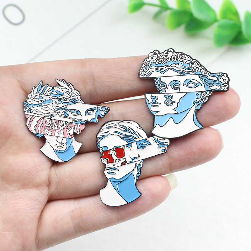 Original Design Cartoon Character Alloy Unisex Brooches display picture 3