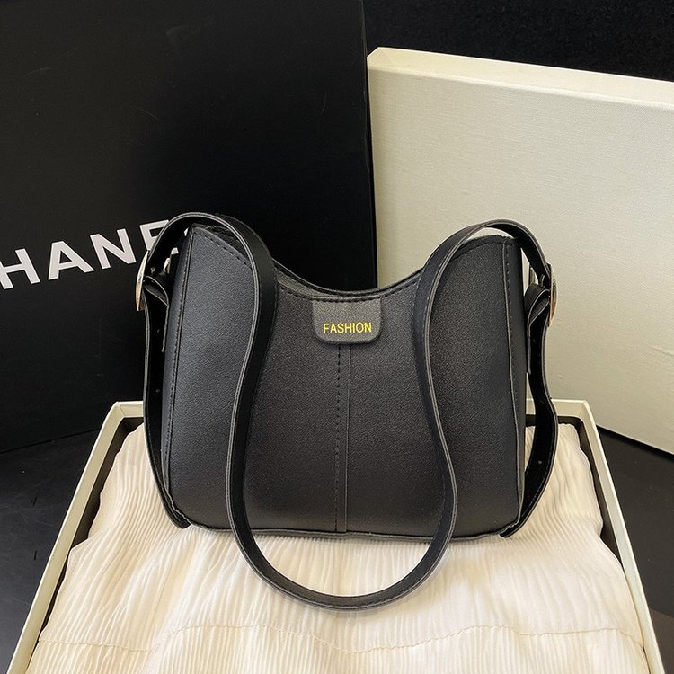 Elegant Women's Shoulder Bag Solid Colour Textured Handbag_voghion.com