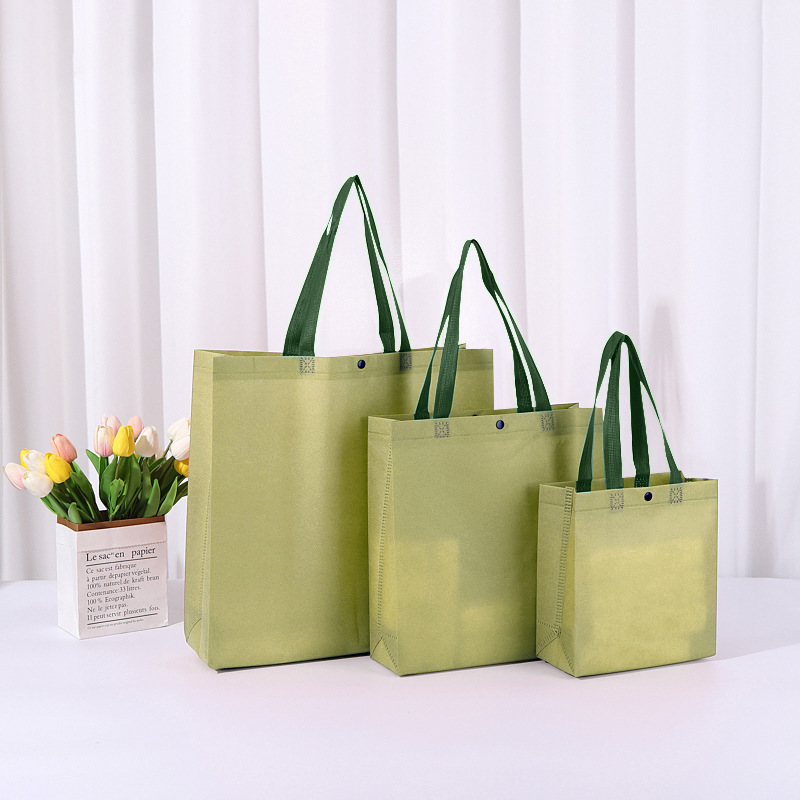 不織布バッグ、既製品、留め具付きハンドバッグ、カラーブロックショッピングバッグ、卸売、印刷入り衣料品包装袋、エコバッグ|undefined