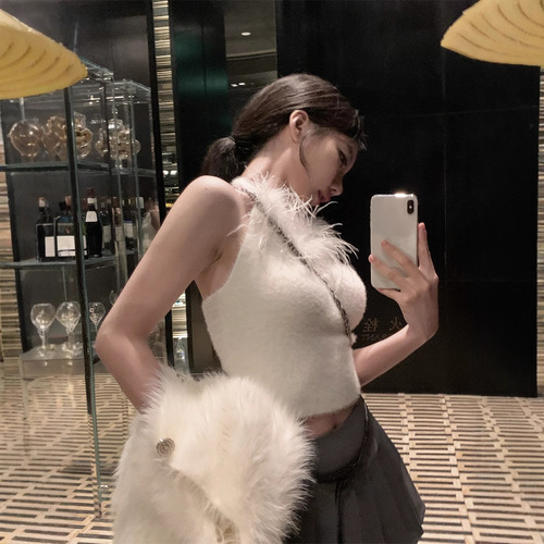 2906 #Black hanging neck knitted halter vest women's autumn and winter sexy short figure-fitting top bottom shirt
