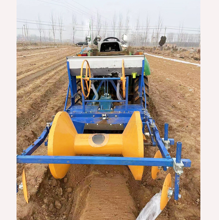 180型双垄红薯土豆覆膜机拖拉机后置旋耕起垄施肥铺膜机110型喷土