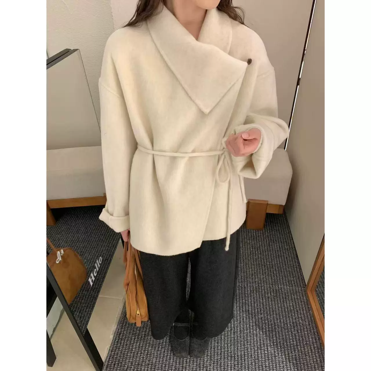 设计大翻领短款双面羊毛大衣女2025秋冬新款小个子高级感气质毛呢