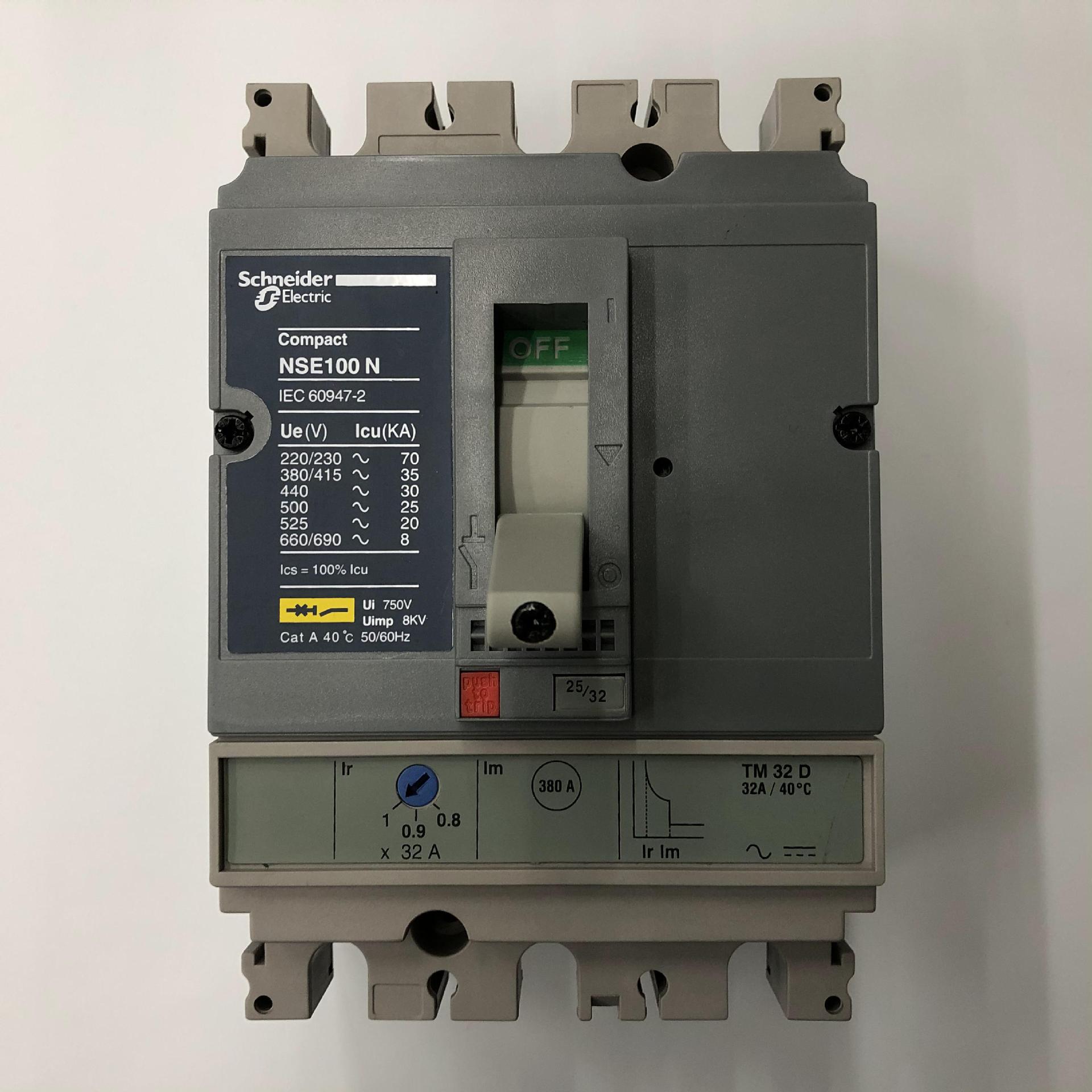 原装正品NSE100N3032 3P 32A Schneider空气开关塑壳式断路器