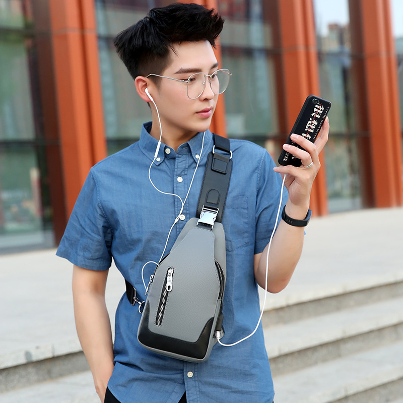 Bolsa de pecho de tela Oxford transfronteriza Bolsa de mensajero de negocios de estilo coreano para hombres Bolsa de hombro de bloqueo resistente al desgaste resistente a los arañazos Mochila pequeña USB